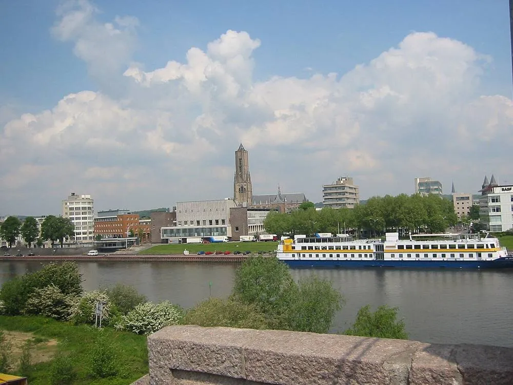 Arnhem: Arnhem river 2003 01